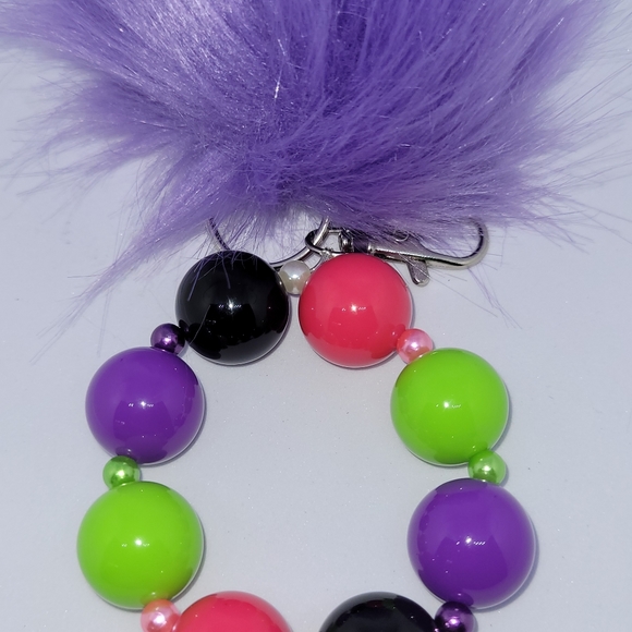 HANDMADE WRISTLET KEYCHAIN!! COOL COLORS!! - Picture 5 of 7